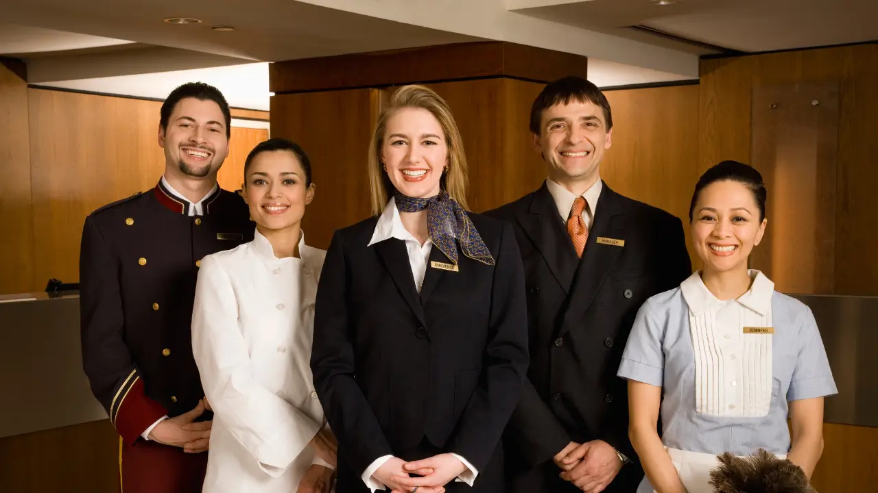 Employee Experience (EX) and Customer Experience (CX) Why Frontline Alignment Drives Revenue