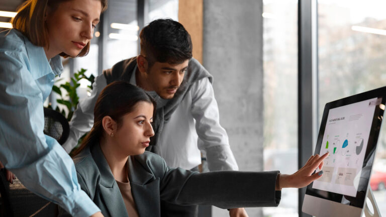 Customer Experience Platform Implementation: A Step-by-Step Guide