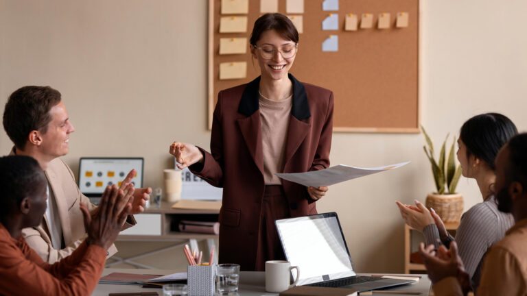 5 Employee Experience Trends Shaping Customer Experience in 2026
