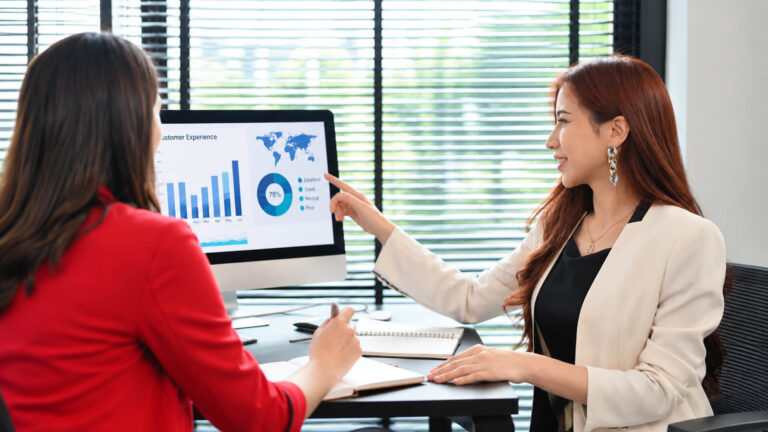 Customer Experience Platform: 7 Options Compared + Buyer’s Guide for 2026